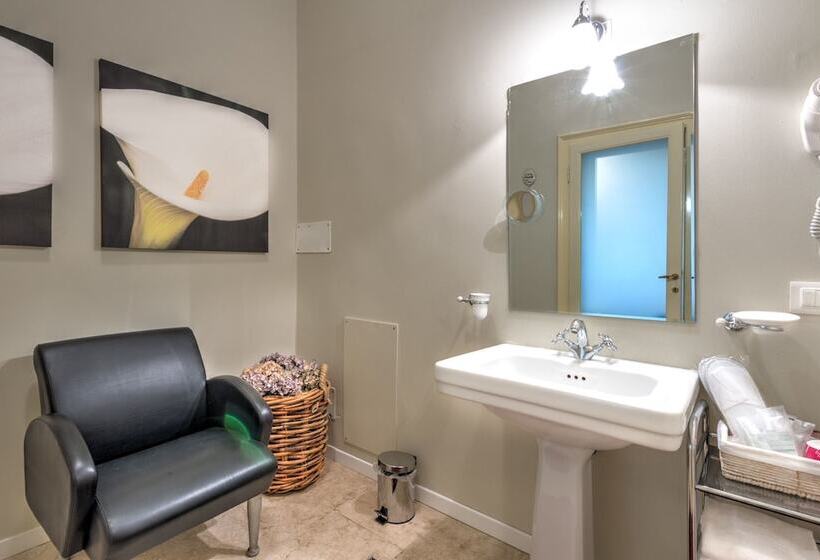 اتاق سوپریور, Rame Suites