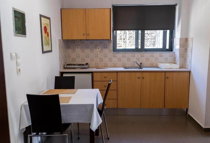 Apartamento Economy 2 Dormitórios, Esperides