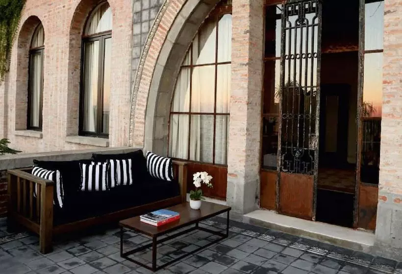 Presidential Suite, Factoria