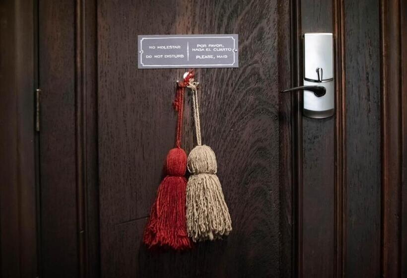 سوییت خانوادگی, Factoria