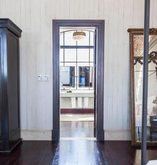 سوئیت پرزیدنت, Factoria