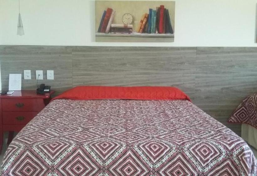 חדר סטנדרט לארבעה, France