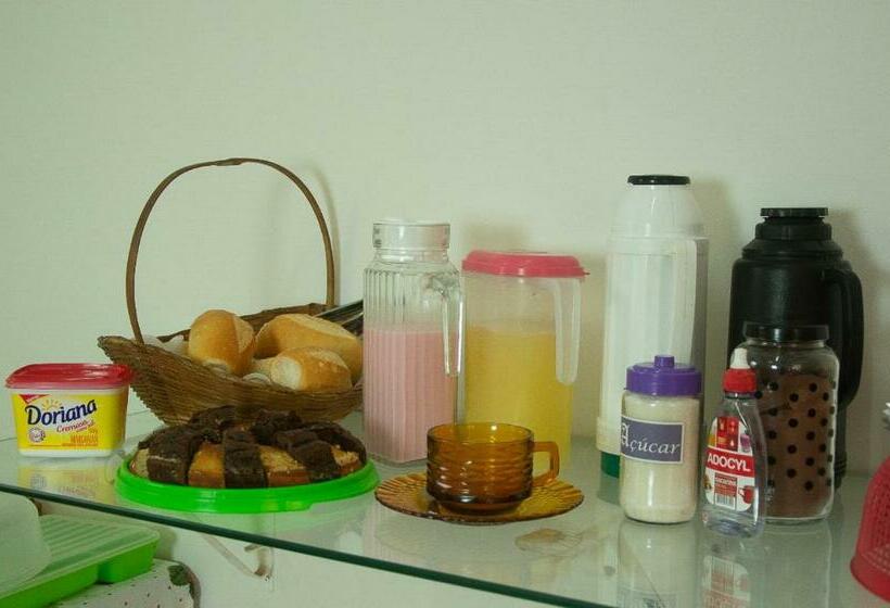 غرفة قياسية ثلاثية, Nove De Julho