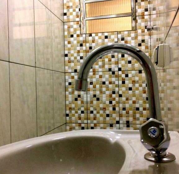 اتاق استاندارد سه نفره, Rio Branco