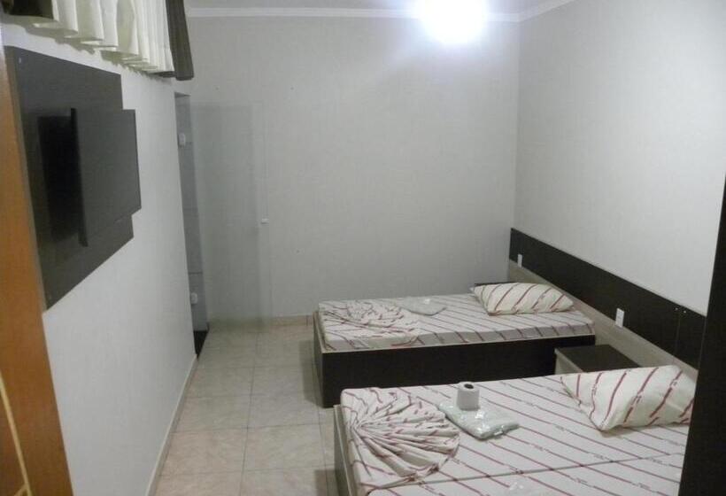 اتاق سوپریور سه تخته, Rio Branco