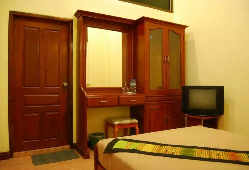 اتاق استاندارد یک نفره, Sengkeo
