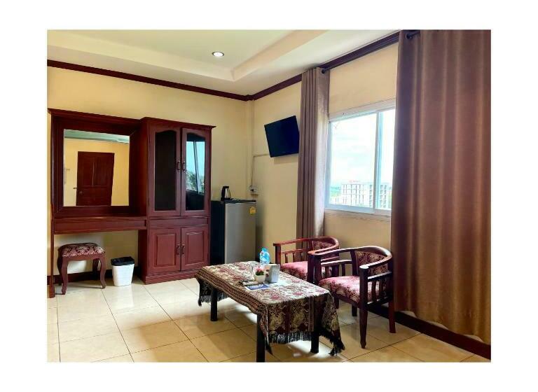 غرفة قياسية, Sengkeo