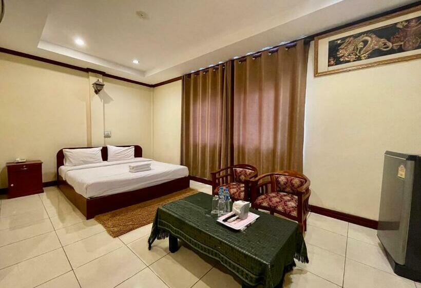 غرفة قياسية, Sengkeo