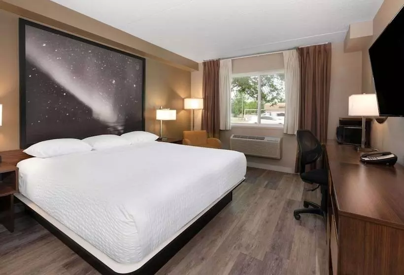 ビジネスルーム, Super 8 By Wyndham Winnipeg West