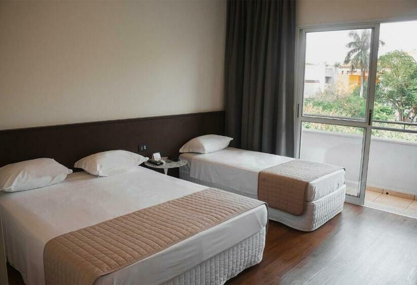 Трехместный Номер Премиум, Vip