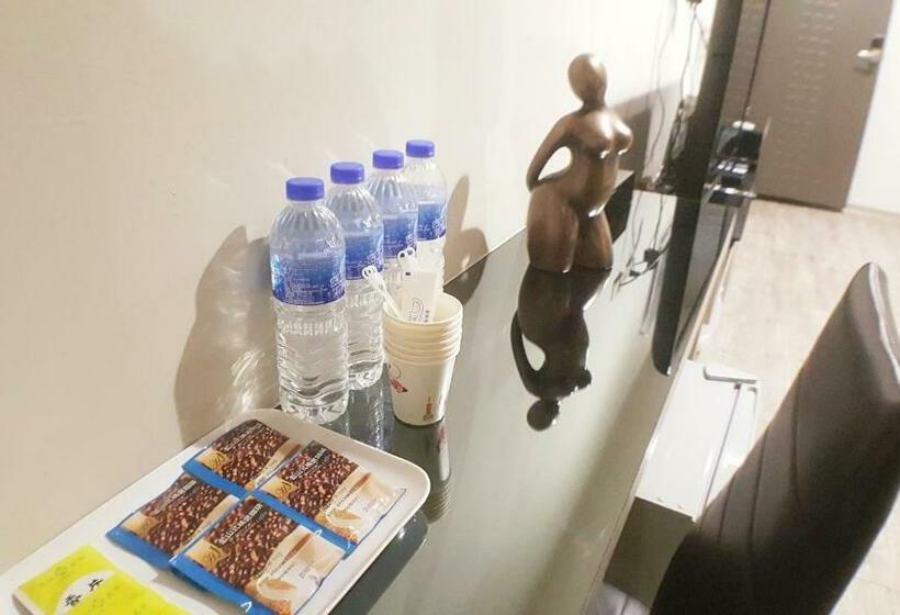 デラックスファミリールーム, Walker Hotel   Zhengyi