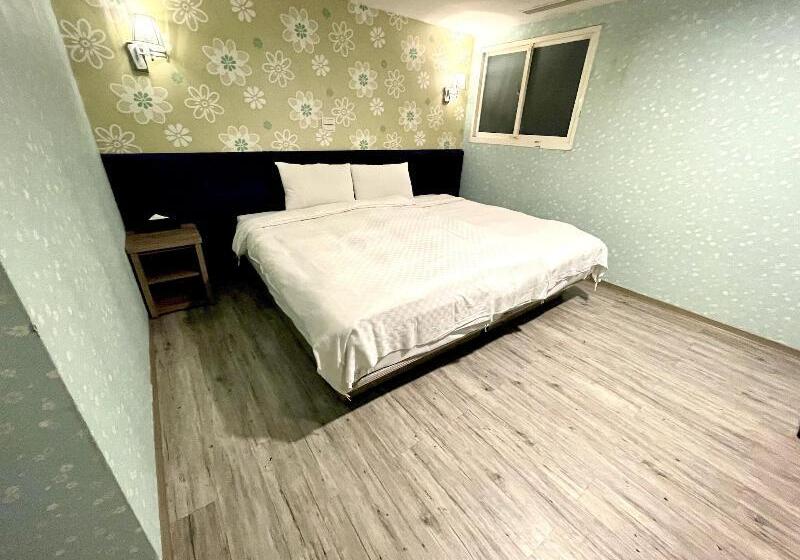 エコノミールーム, Walker Hotel   Zhengyi