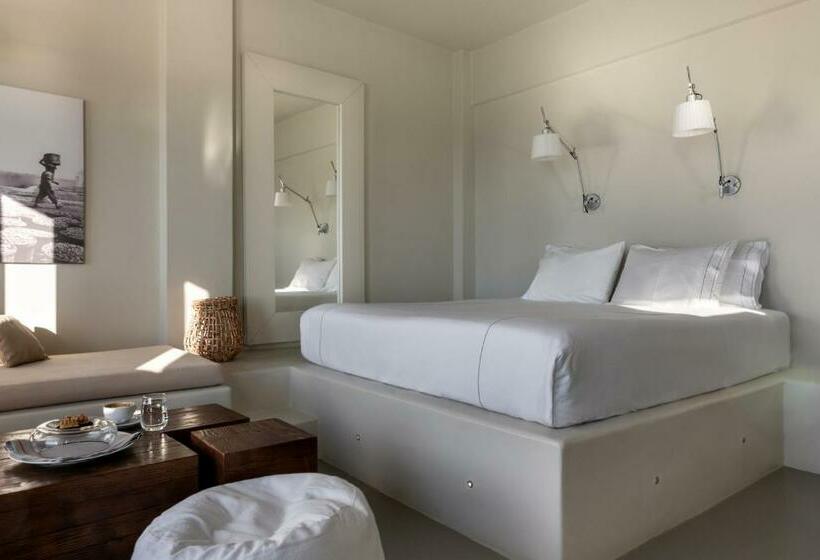 Deluxe люкс с видом, West East Suites