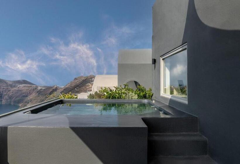 جناح ديلوكس مع إطلالات, West East Suites