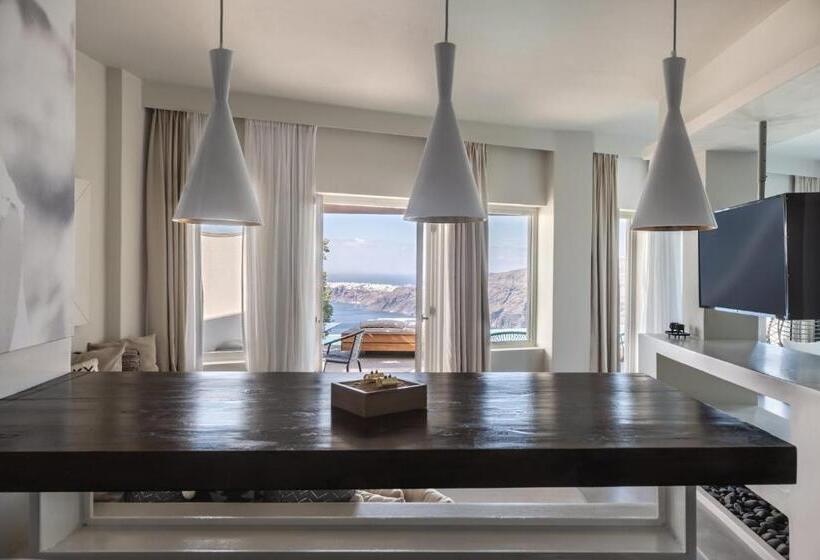 Люкс с Видом, West East Suites