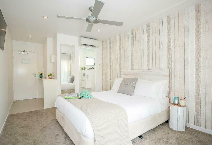 Студия Стандарт, 10 Hastings Street Motel