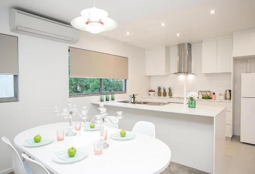 Апартаменты 2 Спальни, 10 Hastings Street Motel