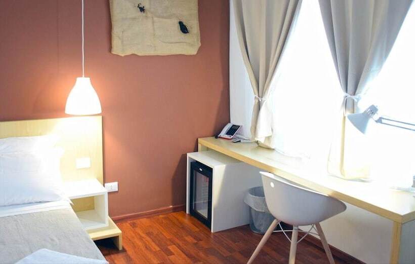 اتاق استاندارد یک نفره, Bio Hotel Palermo