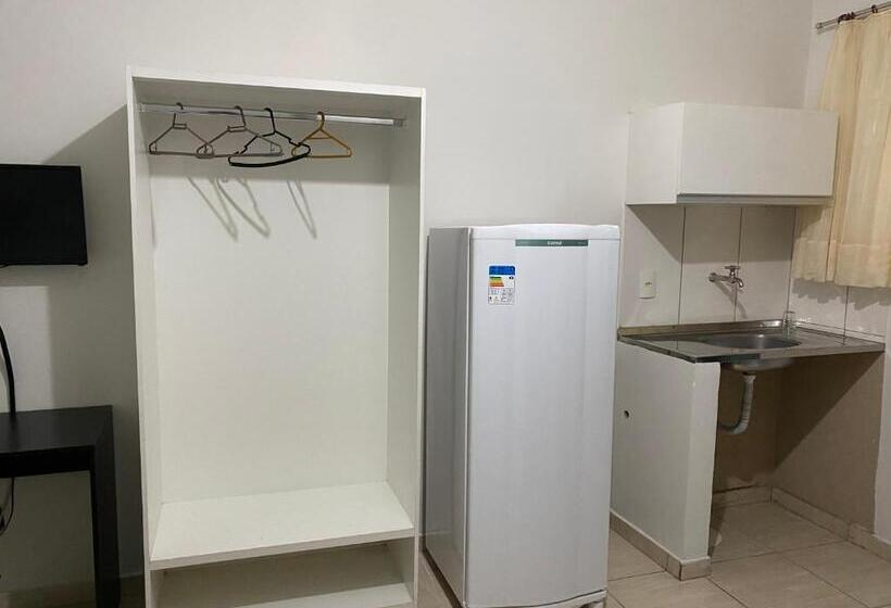 Delüks Oda, Hostel Zampollo