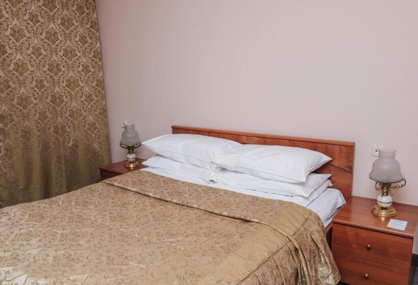 اتاق سوپریور, Aktobe