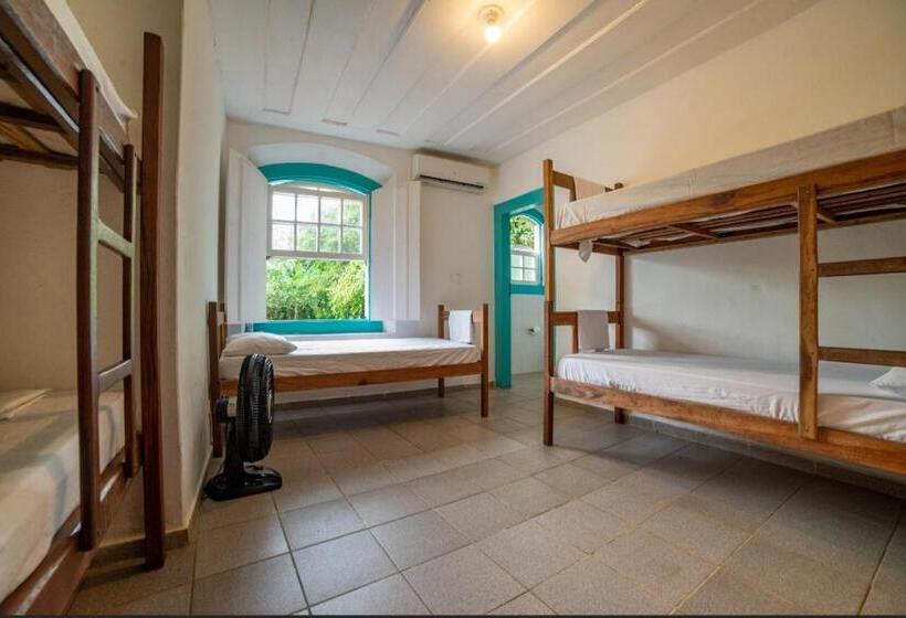 Кровать в Общей Комнате, Casa Viva Paraty
