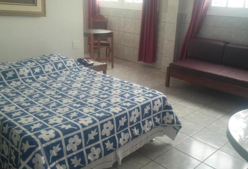 高级套房, Central