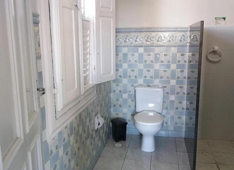 高级套房, Central