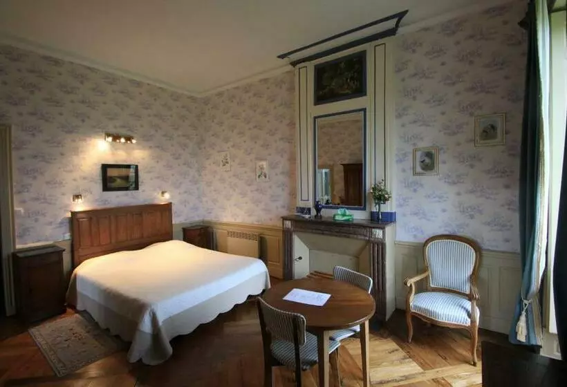 ガーデンビューファミリールーム, Chateau De Vouilly