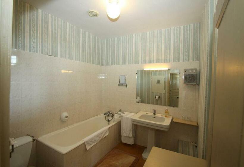 ガーデンビュースタンダードルーム, Chateau De Vouilly