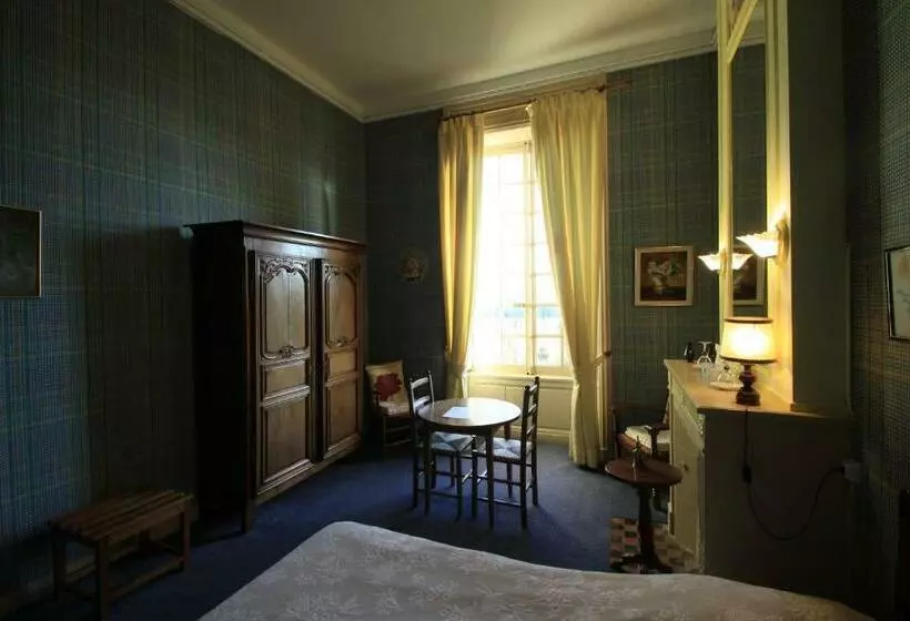 ガーデンビュースタンダードルーム, Chateau De Vouilly