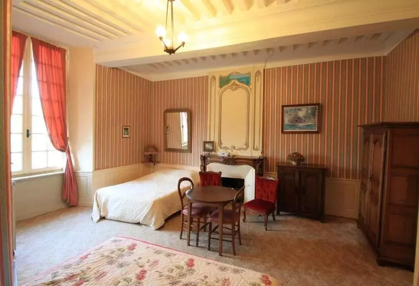 スタンダード４人部屋, Chateau De Vouilly