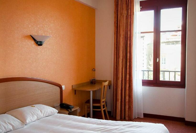 Standard Værelse, Logis Hôtel Du Commerce