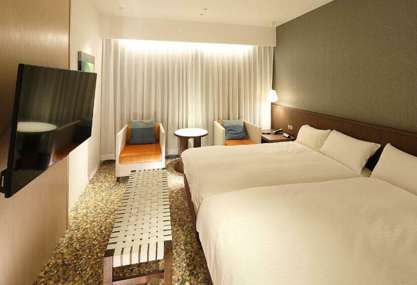 חדר סטנדרט, New Omi