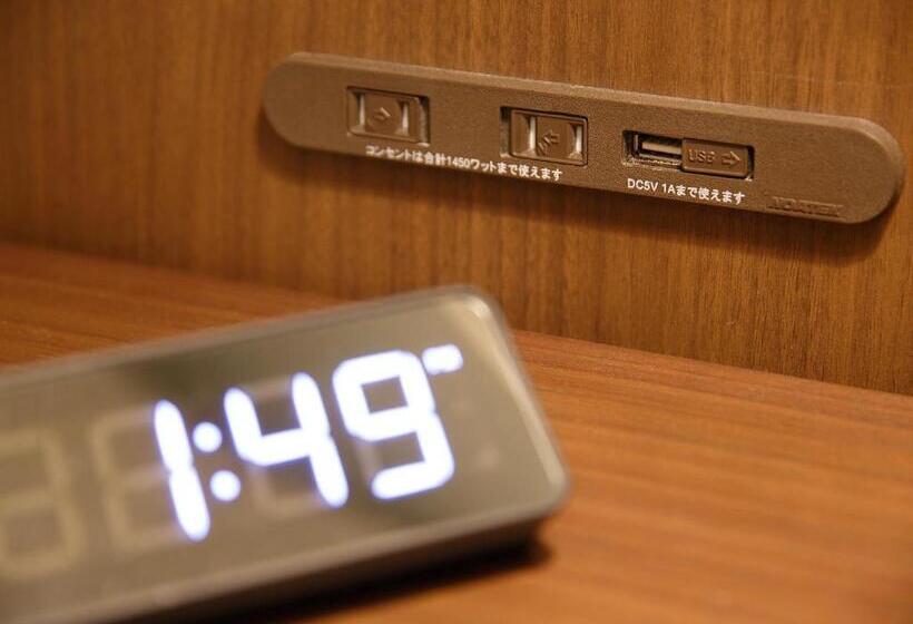 חדר בסיסי מיטה זוגית, New Omi