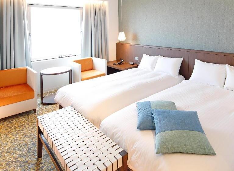 חדר סופריור, New Omi