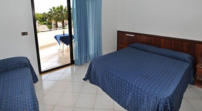 스탠다드 트리플 룸, Pace