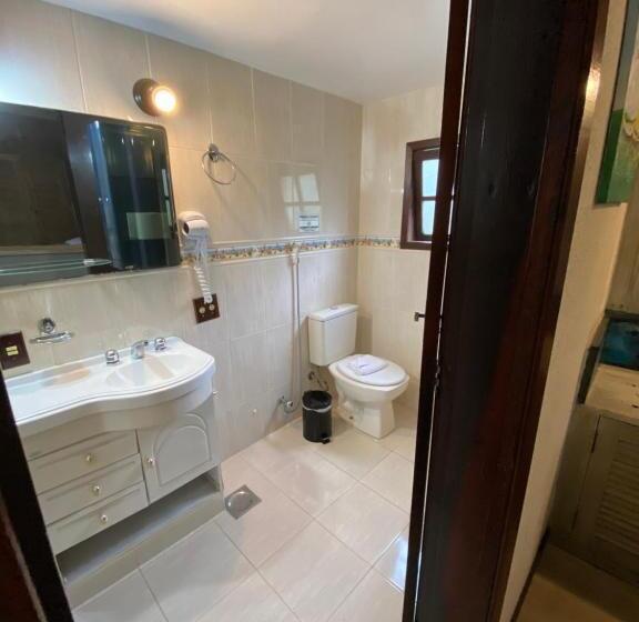 חדר סטנדרט לארבעה, Palace