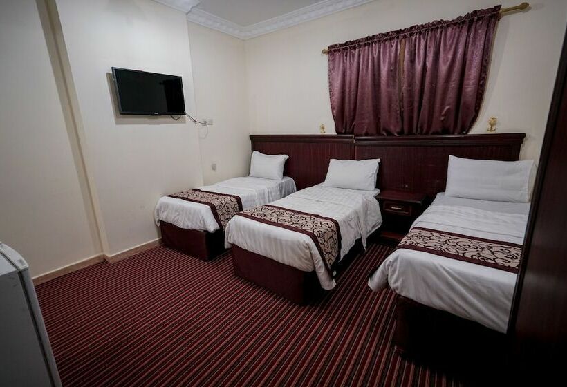 Standard Trippelrum, Qasr Ajyad Alsad 2