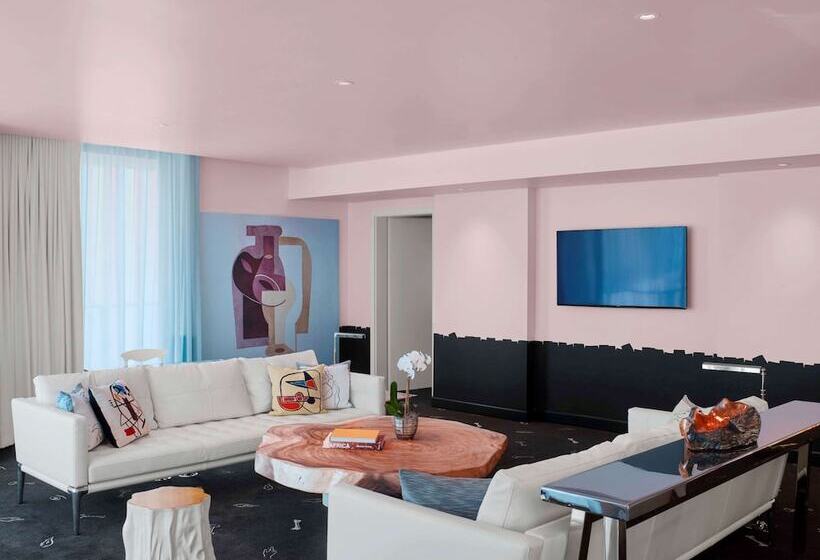 جناح مزوَّد بشرفة, Dua Miami, Autograph Collection