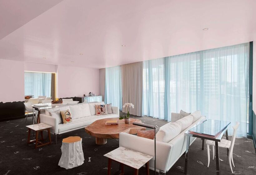 جناح مزوَّد بشرفة, Dua Miami, Autograph Collection