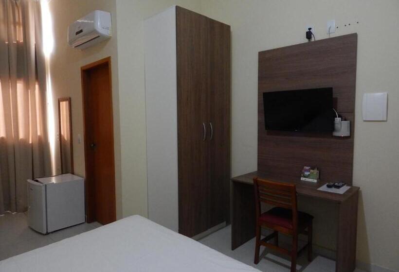 غرفة قياسية, São Judas