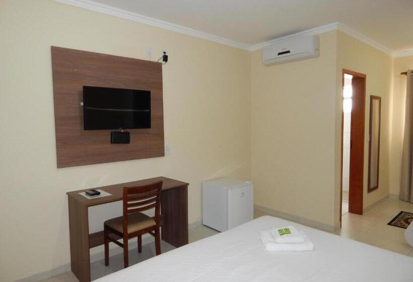 غرفة قياسية فردية, São Judas