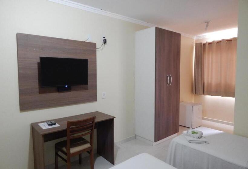 غرفة قياسية فردية, São Judas