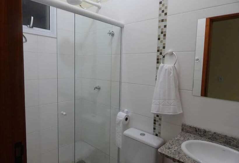 غرفة قياسية, São Judas