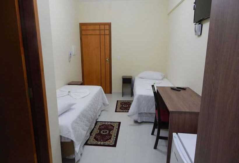 غرفة قياسية, São Judas