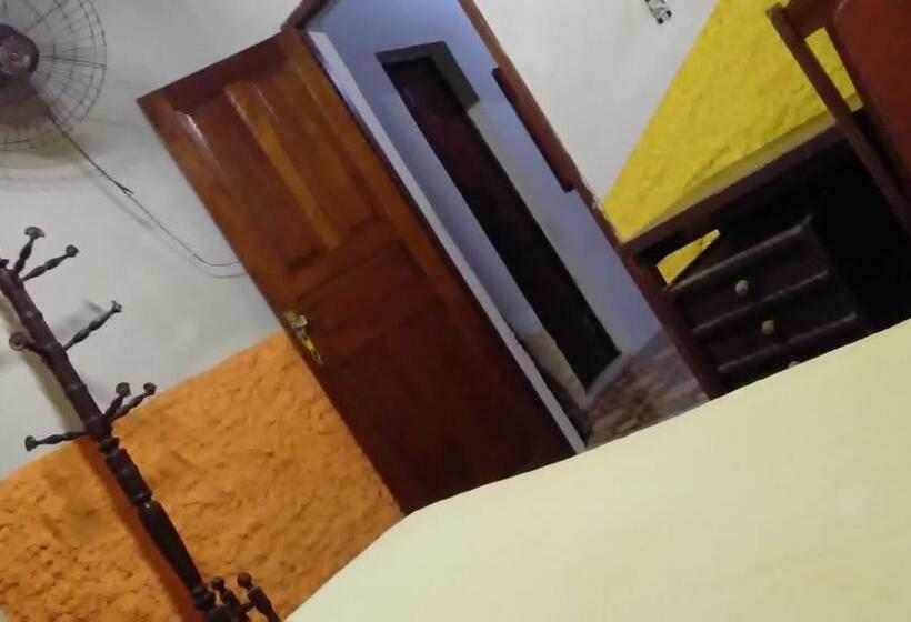 Номер Стандарт, Praieiro Hostel Albergue