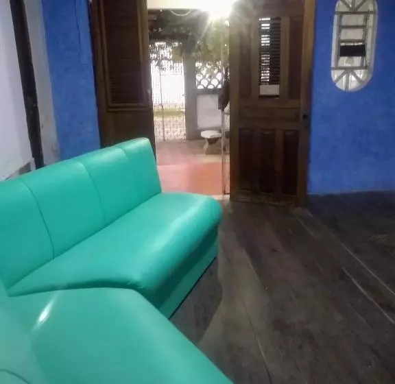 エコノミールーム, Praieiro Hostel Albergue