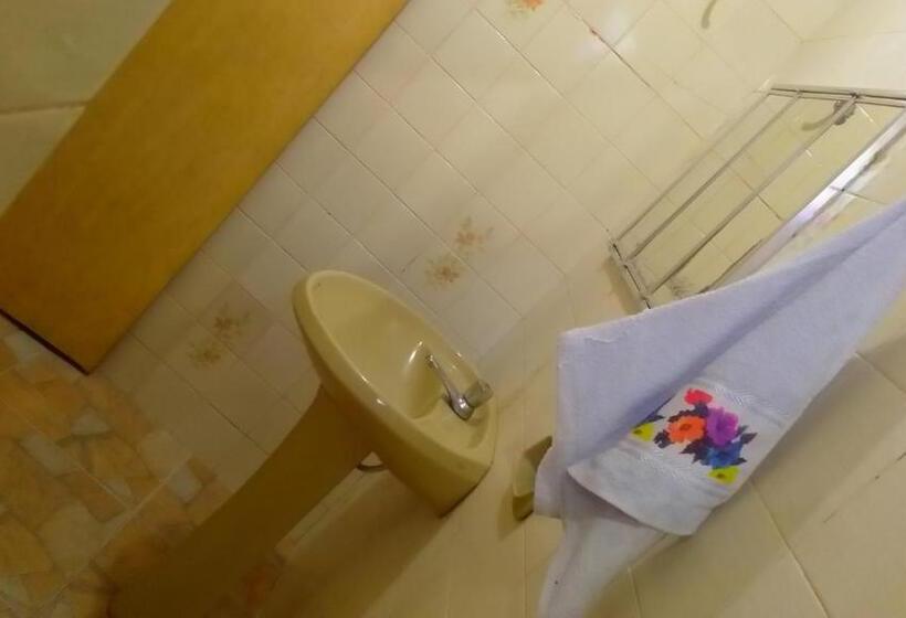 اتاق خانوادگی, Praieiro Hostel Albergue