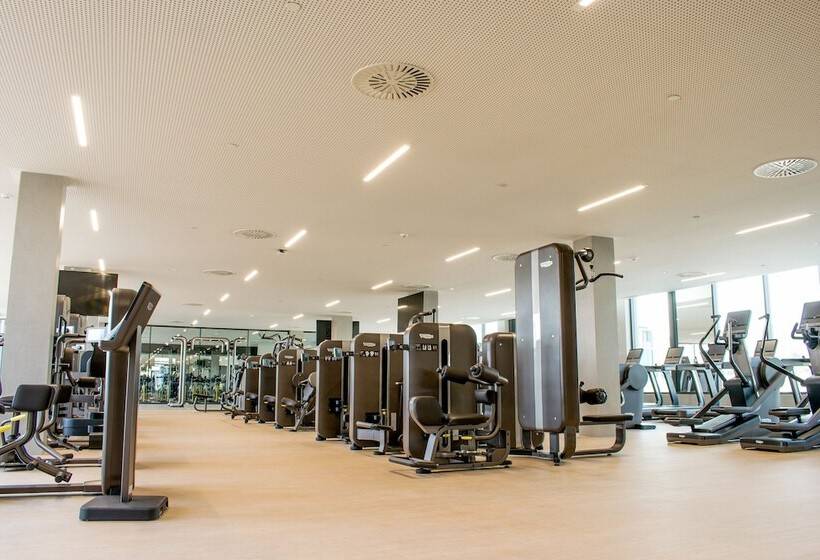 スタンダードルーム, Rafa Nadal Residence