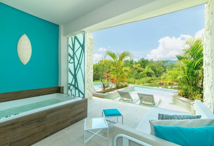 Club Junior Suite, Breathless Montego Bay